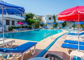 Yiannis Yard studios & apartments 2