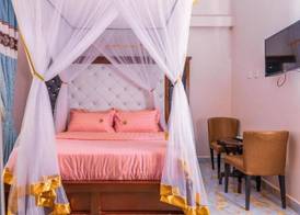 Romeos Hotel 4