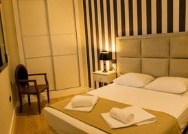 AB Apartamentos Museum 4