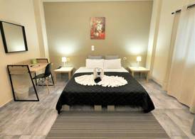 Achillion Hotel Piraeus 2