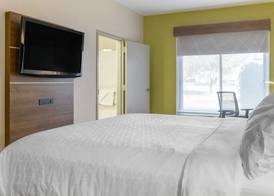 Holiday Inn Express & Suites ALBUQUERQUE MIDTOWN by IHG 5