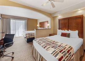 Best Western Alamo Suites 5