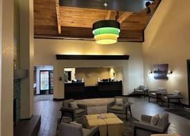 Comfort Inn & Suites Toledo North 2