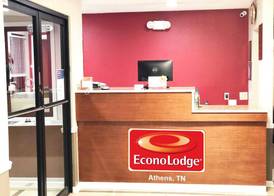 Econo Lodge Athens I-75 2