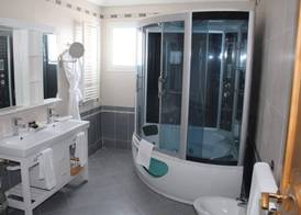 The Penthouse Suites Hotel 4