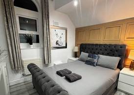 Hendham House - Near Etihad Stadium, CoOp Live Arena, AO Arena, Piccadilly Train Station & Manchester City Centre 3