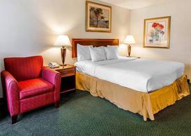 Clarion Inn & Suites Dothan South 5