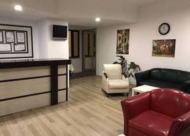 Hotel Status 3