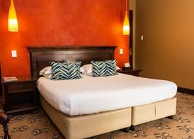 Premier Hotel Anta Boga 4