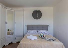 1BR Seafront Apartment Sanja Karlobag 4