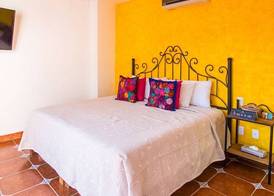 Casa Lotería Sayulita - Family Boutique Hotel with Renovated Pool, Spacious Full Kitchen Suites, Restaurant, Rooftop Yoga & Free Parking - 3 min to Beach 4