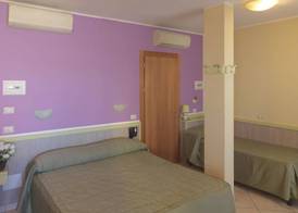 Hotel Arco Romana 4