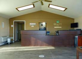 Rodeway Inn & Suites Ontario 4