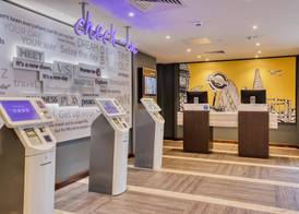 Premier Inn London Southwark - Southwark Station 2