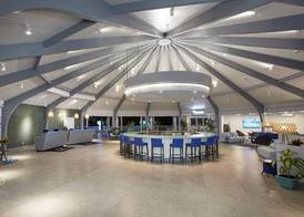 Carina Bay All-Inclusive Resort & Casino 4