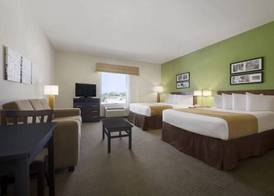 PetroStay Inn & Suites Cotulla 3