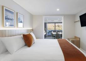 Avani Queenstown Hotel 4