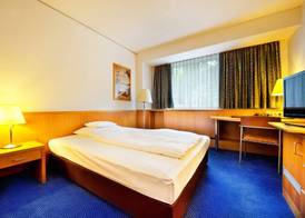 Hotel Strudlhof Vienna 4