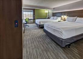 Holiday Inn Express & Suites CROSSVILLE by IHG 3