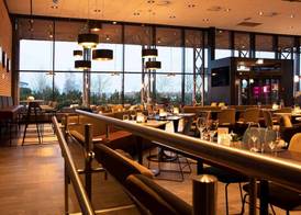 Park Inn by Radisson Oslo Airport Hotel West 3