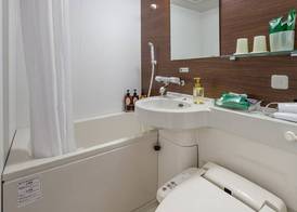 Hotel Route-Inn Shinano Omachi Ekimae 4
