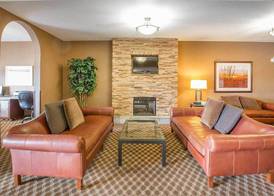 Comfort Inn & Suites 5