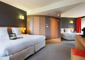 SOWELL HOTELS du Golf 5