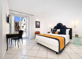 Amalfi Resort 4