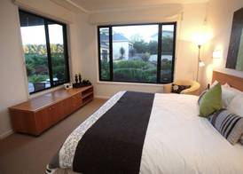 Hilltop Apartments Phillip Island 4