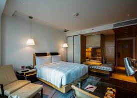 Crowne Plaza GREATER NOIDA by IHG 2