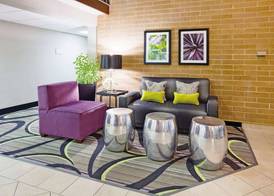 La Quinta Inn by Wyndham Oshkosh 2