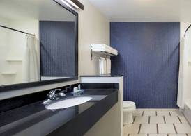 Fairfield Inn and Suites Oklahoma City Yukon 4
