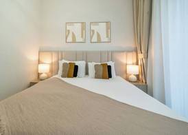 Designer 1BR Apt Fully Equipped 5