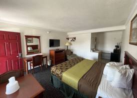 Americas Best Value Inn Hanford 4