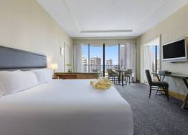 Hotel Room Ocean View Surfers Paradise 5