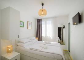 Vila White 4