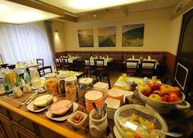 Tauberhotel Kette 4