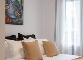 Athenian Hillside Residence 5