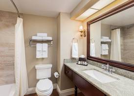 The Waterfront Inn 5