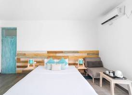 Hikkaduwa Beach Hotel - Free Upgrades from Non-Sea View Rooms to Deluxe Ocean View Rooms! 5