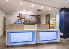 Holiday Inn Express & Suites PETERSBURG - FORT LEE by IHG 2