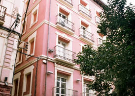 Apartamentos Auhabitat Zaragoza, edificio de apartamentos turísticos 2