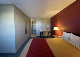 Travelodge by Wyndham Fort St John 5