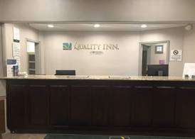 Quality Inn Vincennes 2