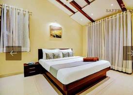 Hotel Strawberry Inn 4