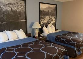 Super 8 by Wyndham Kingston 4