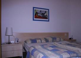 Hotel Romeo 5