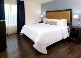 Candlewood Suites QUERETARO JURIQUILLA by IHG 5