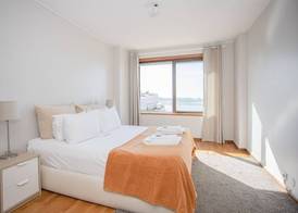 Liiiving in Porto | Sea & River View 4