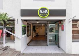 B&B HOTEL Lourdes Centre Gare 3 étoiles 4